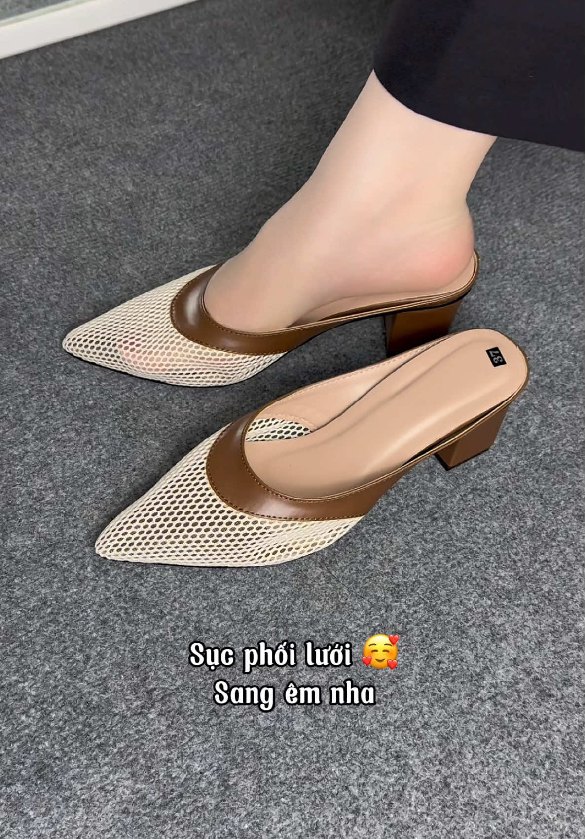 Màu nâu cũng sang mà tôn da lắm ý #reviewlamdep #giaydep #giaycaogot 