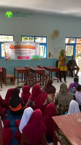 BPRS Bhakti Sumekar Cabang Pragaan Sosialisasi Simpanan Pelajar Di SDN I Prenduan. #perbankan #banksyariah #Bi #bprsbhaktisumekar 