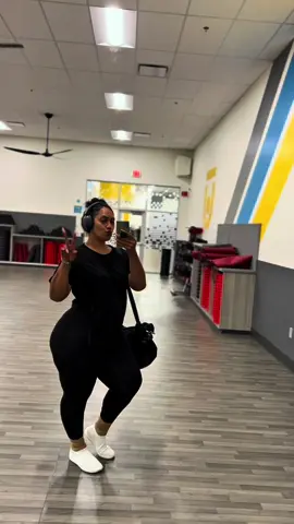 honey 🌺 #fyp #gym #viral 