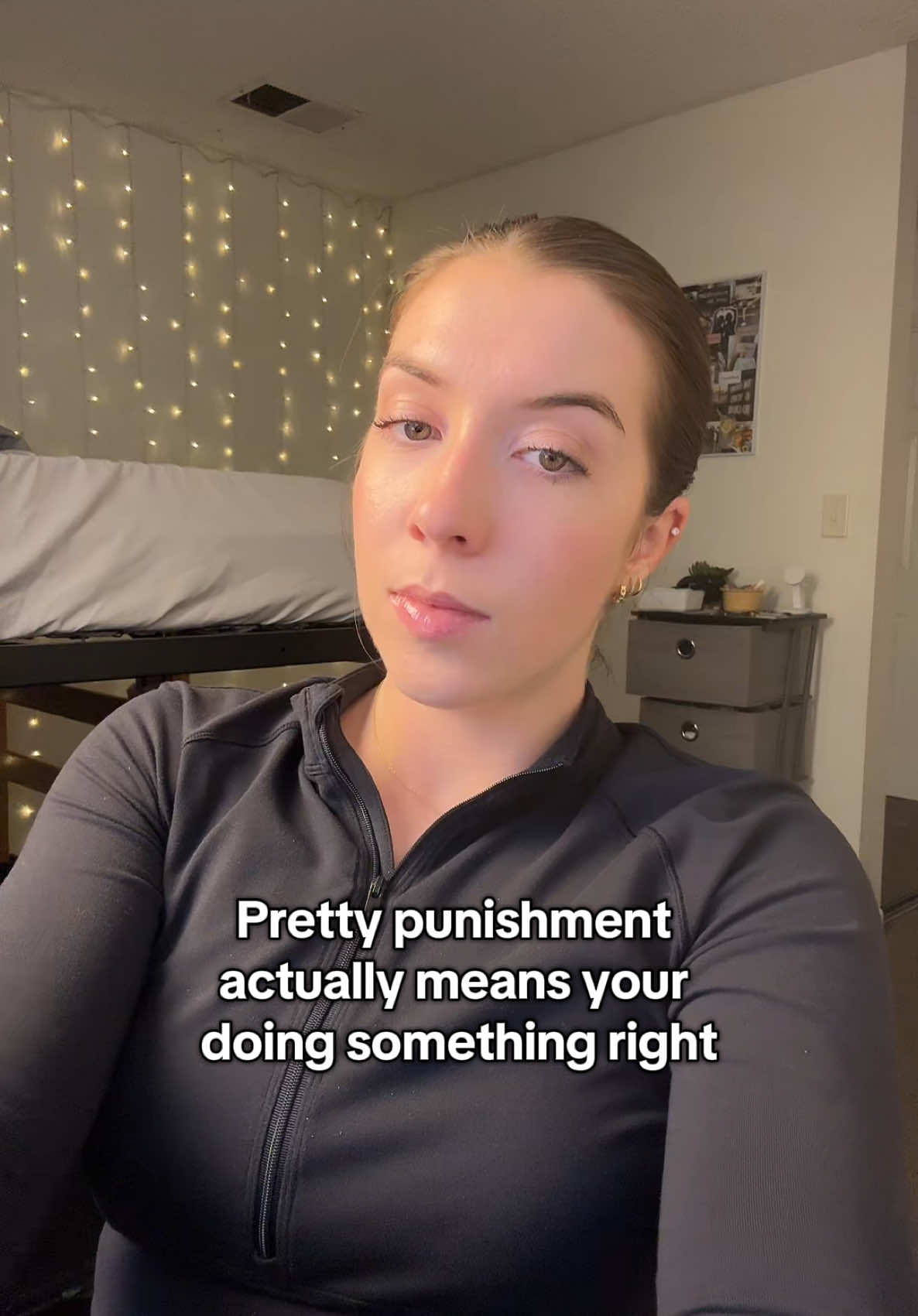 This video in emojis: 💅🏻🤓💪