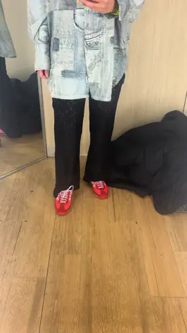 Day 25 ft @Target Australia lace pants . If you’re after a more budget friendly lace option these Lily loves pair for $40 are a great dupe for the Dissh Loula pair which are $149. The Lily loves pair are true to size, short girl friendly and aren’t irritating on. Now please make them in a white option. Both options are linked in my comments  🤍 #OOTD #over40style #fashiontiktok #targetaustralia #fyp 