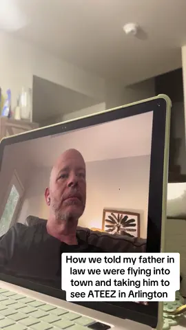 My father in law is a new Atiny and loves Mingi! He had so much fomo when we went to the NY and Baltimore shows, so we decided to fly back home to Texas next month and take him to the Arlington show. This is how we told him the news.  Do we think he’s excited? 😆  #ateez #ateezconcert #ateezinyourfantasyworldtour2025 #atiny #atinyfyp 