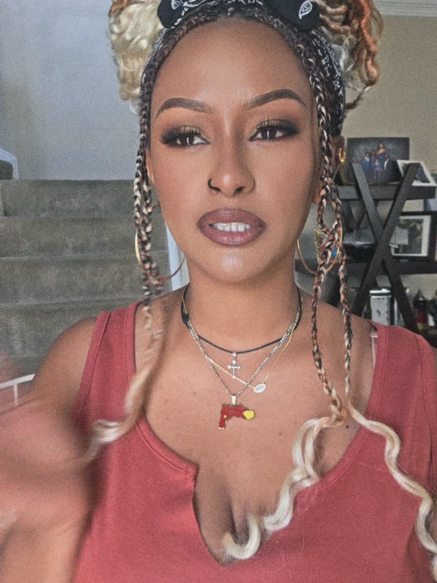 Never let the same snake bite you twice. 🛑 🐍 #makeupbysamri #makeupartist #dmvbased #dmvmakeupartist #undiscoveredmuas #habesha #makeupgoals #makeup #makeupforbirthday #makeupislife #tigraytiktok🇻🇳🇻🇳tigraytiktok #ethiopian_tik_tok #eritreantiktok🇪🇷🇪🇷habesha #posotivevibes #habeshamemes #lovewins #loveyou #habeshatiktok #tigraywayti 