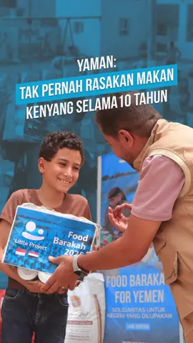 Mereka tinggal di antara puing, tapi tak pernah kehilangan harapan. Krisis di Yaman bukan baru terjadi, tapi telah berlangsung sejak tahun 2014. Sejak perang saudara pecah, jutaan keluarga hidup tanpa penghasilan tetap. Bahkan di wilayah utara, tidak ada gaji bulanan selama 10 tahun terakhir. - Harga bahan pokok melambung. - Bantuan kemanusiaan terbatas. - Anak-anak kekurangan gizi. Namun mereka tetap bertahan, dengan harapan yang tak pernah padam. Harapan mereka terwujud lewat uluran tangan antum semua. Satu per satu paket sembako kami salurkan. Bukan sekedar bantuan, tapi harapan yang nyata untuk bertahan hidup di tengah krisis panjang. Ini bukti nyata donasi antum sampai, dan hidup mereka berubah. Ayo lanjutkan kebaikan ini. Masih banyak keluarga di Yaman yang menunggu bantuan antum berikutnya. Klik link di bio untuk kirim sembako terbaik hari ini. * BCA 008-771-8798 * BSI 7777-333-121 * Mandiri 132-002-224-2789 * BNI 0834-192-954 * BRI 0598-01-000202-568 A.N. Yayasan Little Project Konfirmasi Transfer : 0838-833-3414 (Admin Fatimah) * Sudah termasuk operasional * Kelebihan dana dialihkan untuk program yang lebih membutuhkan Jangan ragu sampaikan pada semua agar bersama menebar kebaikan 🌟 Mari follow 👉 @littleproject.idn Info terkini berita Islami dan kemanusiaan #Yaman #BantuYaman #PaketSembako #DonasiKemanusiaan #DonasiSembako #LittleProject