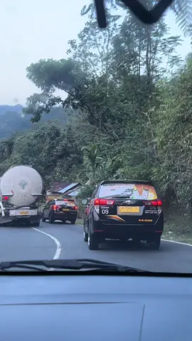 Main santai PDG-PKU💨 Sound gacor @Faketravel 😜  @Travel_Annanta  @Riofrdno153  @andriantoni80  #fyp #traveltiktok #platkuning_2gd 