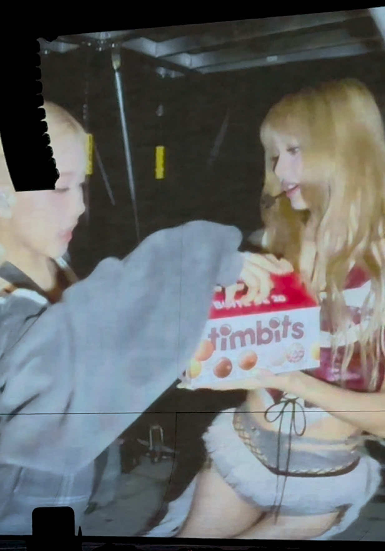 Toronto night 2 Timmie’s run 💖 #blackpink #blackpinktoronto2025 