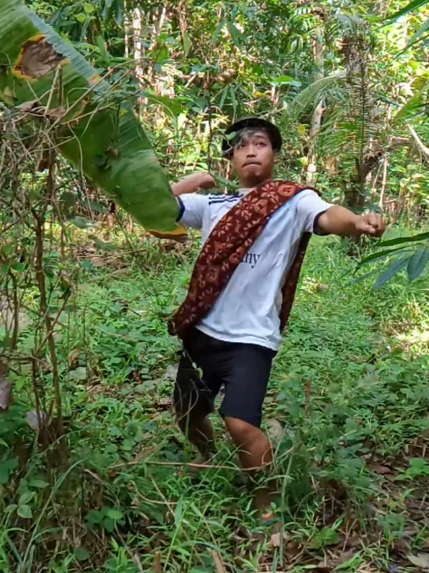 pas sasaran 😂  #hiburan #lucu #ngakak #kimtut #fyp 