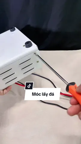 Móc làm sạch đá lốp của xe ô tô. #dungculaydalopoto #laydalopxeoto #moclaydalop 