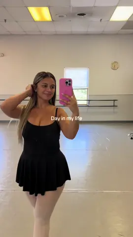 From Pilates, to class, to ballet, to hanging out w friends 🤍