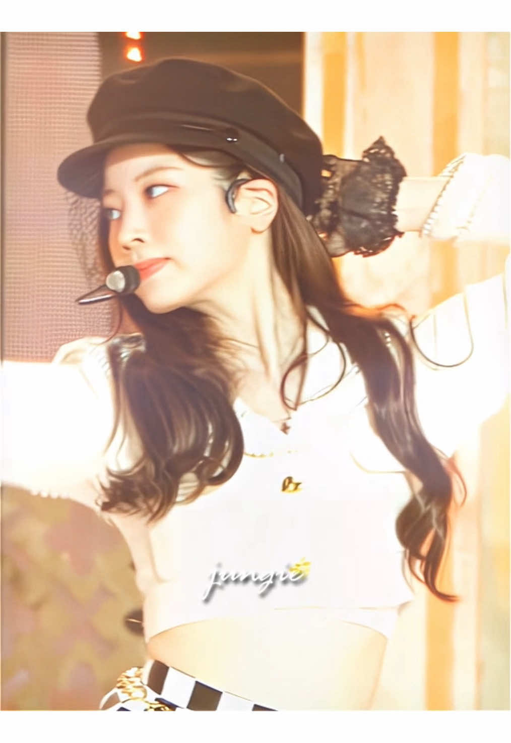 go dahyun give us everythingg!! #dahyun #dahyuntwice #dahyunedit #twicebestgg #foryoupage #kpop #aftereffects #tiktokviral #dontflop @TikTok 