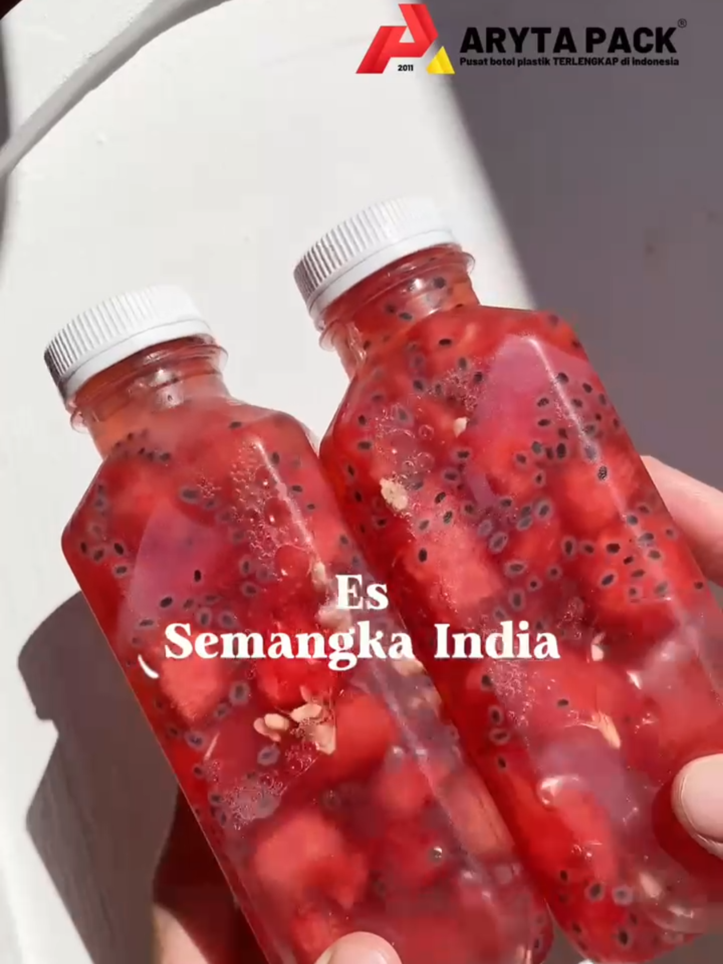 Es yang lagi viral nih !!! Cara membuat Es Semangka India dengan dikemas menggunakan Botol Plastik Kick Kotak 250ml. . . . #viralvídeos #virałpost #fypviral #esviral #essemangka #essemangkaindia #botolplastik #botolplastikmurah #botolkick #botolkick250ml #jualbotol #jualbotolplastikminuman #jualbotolplastikjakarta #packaging #aryta #arytapack #arytapackaging