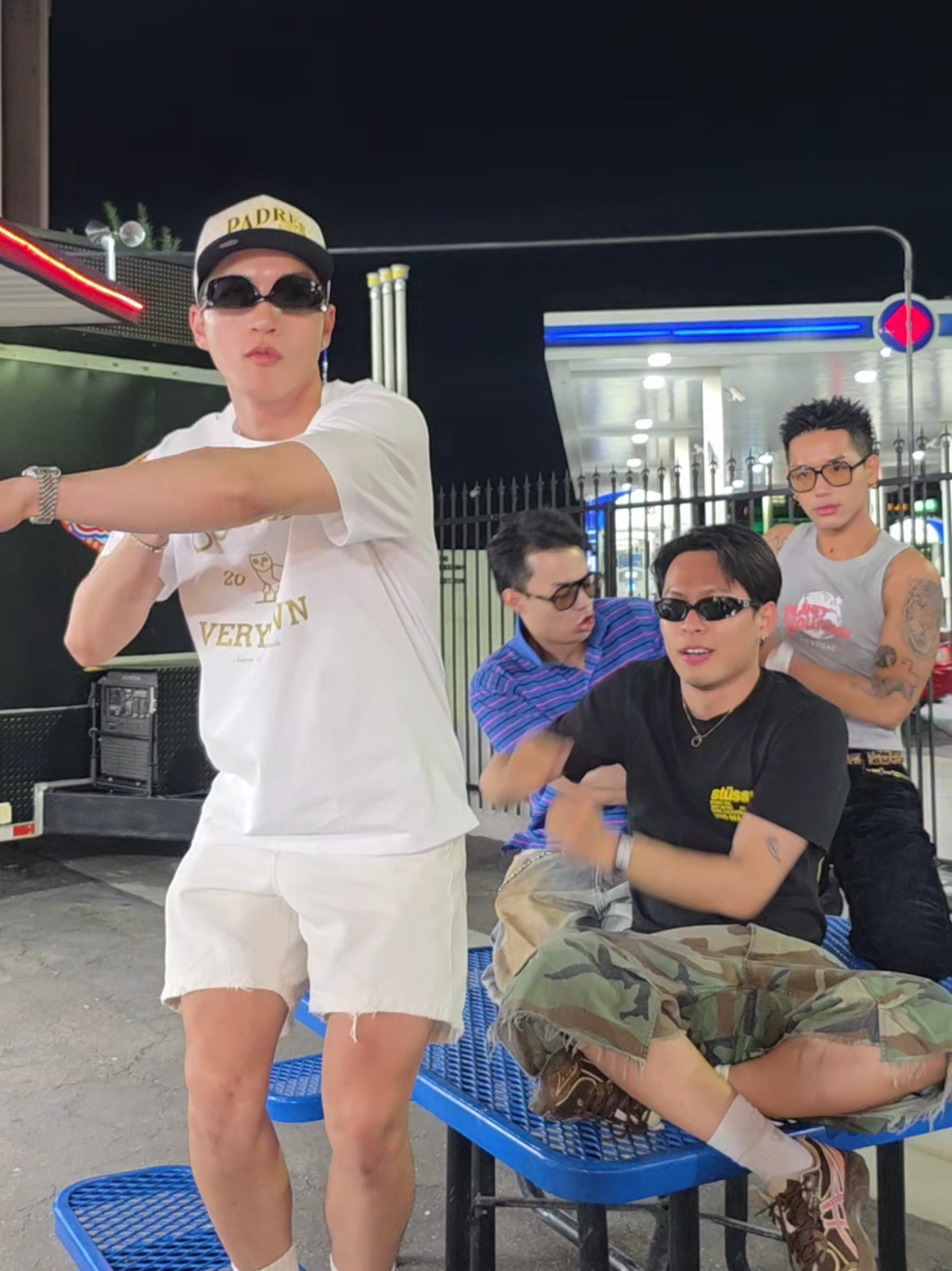 trang trại aura @HURRYKNG @hellonegav @Weantodale 