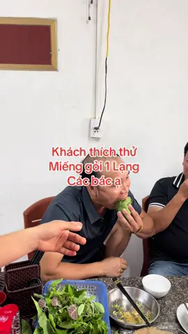 Xu hướng ae thích ăn miếng gỏi 1 Lạng càng nhiều #goica #goichuc #goicaninhbinh #monngonmoingay #xuhuongtiktok 