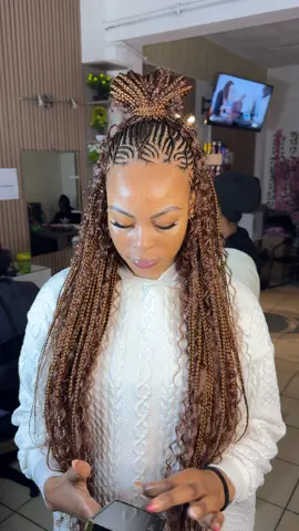 #foryoupage #foryour #fyp #southafricatiktok🇿🇦 #foryou #pretoria #trendingvideo #cornrows #cornrowsbraids #viralvideos #gauteng #straightback #straightup #tribalbraids #fulanibraids #hair #knotlessbraidshairstyles #braids #hairstyles #straightbackbraids 