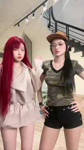 Phú Mỹ và Lê Minh chung khung hình :)) @𝓚𝓲𝓶 𝓐𝓷𝓱 🇻🇳 #xuhuong #kanhdau 