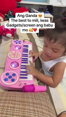 No Screen Time Just Play🥰 #piano #electric #happykid #happybaby #noscreentime #kids 
