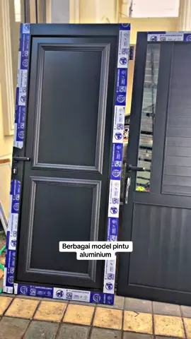 #pintuklasik #pintuornamen #pintualuminium #pintuestetik #peralatanrumahtangga #rumahidaman 