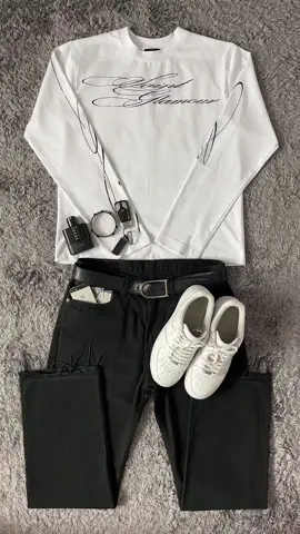 got tha wing out #glamour #tattoo #cybersigilism #moodboard #aesthetic #archive #fashion #outfit #clothingbrand #chrisheynjr #targetaudience #fyp 