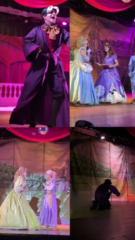 💜👑PRINCESITA SOFÍA👑💜 llegó a nuestro auditorio acompañada de sus amigas las princesas Rapunzel, Bella y Cenicienta. No te pierdas esta obra que encantará a chicos y grandes😉 🗓️Domingos 27 de julio y 3 de agosto ⏰1:00 PM 📲Compra tus boletos en: https://wa.me/+523333012926 o Taquillas del teatro