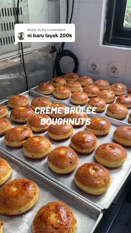Replying to @Ay Behind the scenes of how we make our signature ‘Hoomie Brulee’ 🫶🏻 Trust us — it’s damn good 😭 #hoomiedough #hoomiedonuts #blokm #donut #donuts #donat 