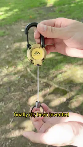 Outdoor spring retractable buckle,all accessories can be hung,automatically retracts when released after use #us #fyp #tiktokmademebuyit #foryou #foryoupage #viral #keychain #Outdoors 