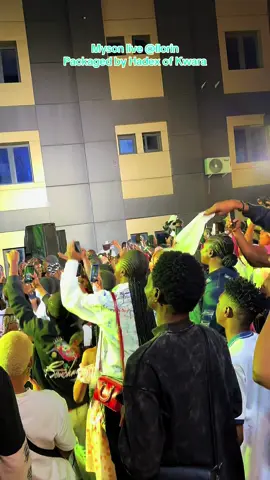 #kwarapolystudent #makemefamous #viralvideos #100kfollower #TheBoxLounge #ThursdayNight @Myson😍😎 @Hypeman hadex @zero_panicking_since 24 