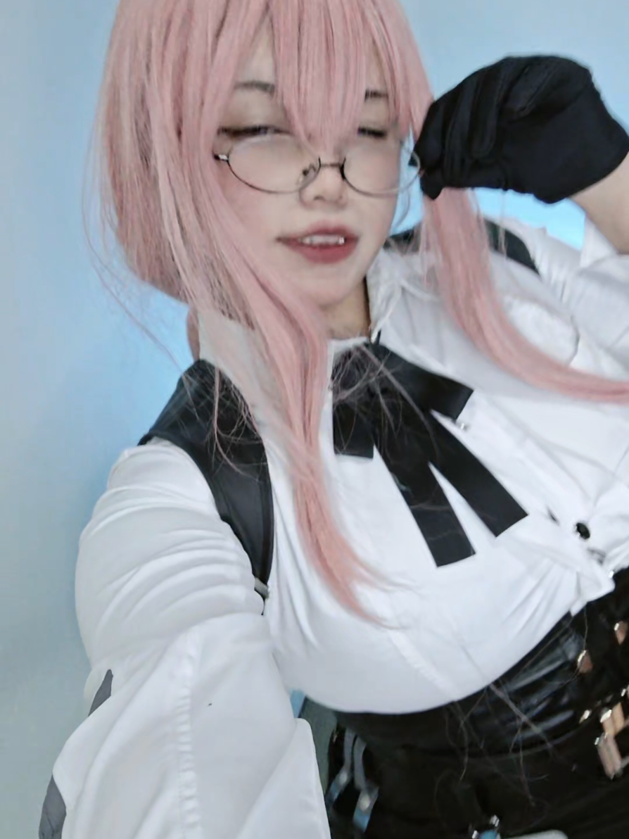 Dormir? Que es eso #Cosplay #paratiiiiiiiiiiiiiiiiiiiiiiiiiiiiiii #zenlesszonezero  #yanagi #yanagicosplay 
