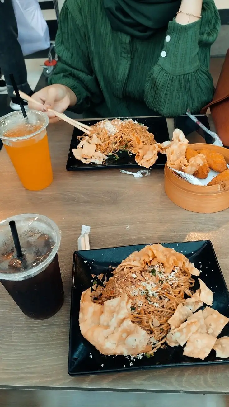 Banyak yg req gacoan versi cewek, ne ambil aja dsave jg boleh #storywa #prankstatuswhattsap #salingsuportyuuuk🙏🤗🥰 #fypシ゚viral🖤tiktok #fypシ゚ 
