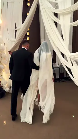 Выход Литвина на свадьбу 😎 #литвин #адель 