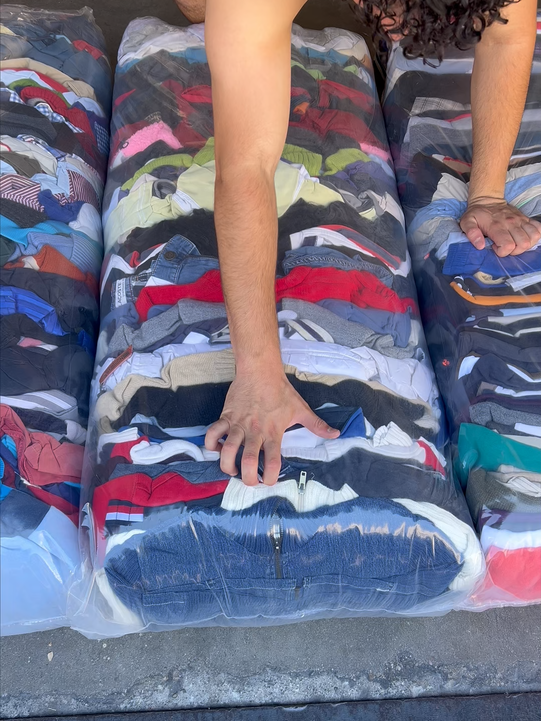 Opening a bag of premium vintage clothing ‼️🔥 Where to buy wholesale vintage clothing? Click the link in our bio ‼️Contact us and place your order  #vintageclothing #wholesaleclothing #vintagewholesale #premiumvintage #vintagewholesaleeurope #women #Summer #ropavintage