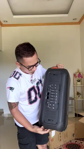 Yang hoby karaokean cobain dah speaker robot RB650 suara boombasstis abis #speakerkaraokeportable #speakerrobot #speakerbluetooth #speakerportable 