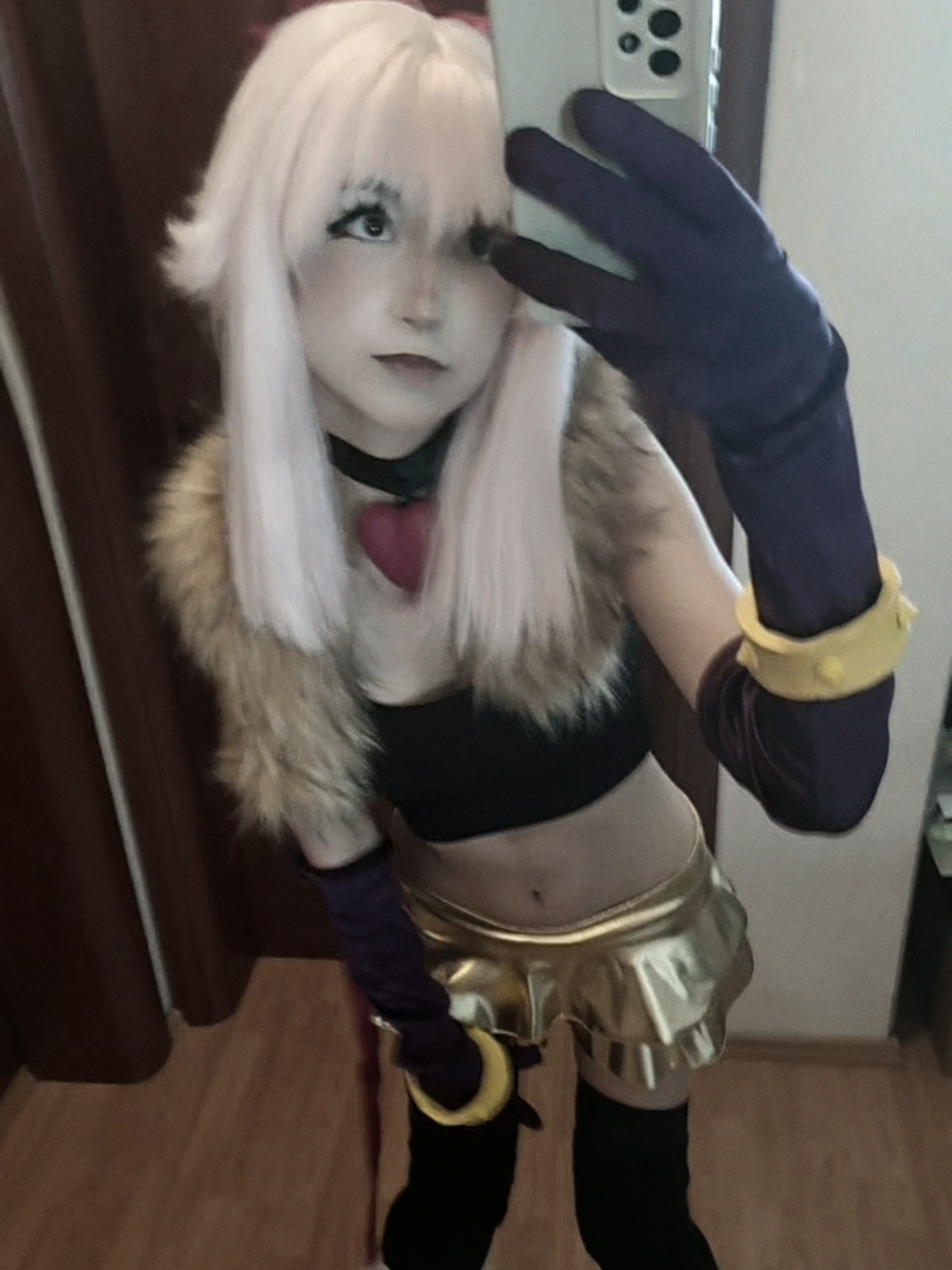 why was i moving my hand sm 🥀 #melodie #melodiebrawlstars #brawlstars #melodiecosplay #fy #fyp #ivantilllvr 