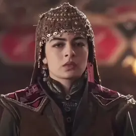 افضل شخصيه بين المسلسل كله 😔💗 #foryoupage❤️❤️ #leyakırşan #leya 