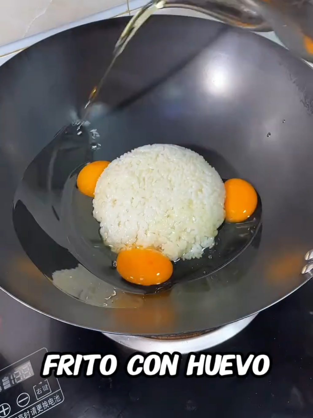 El Secreto del Arroz Frito Perfecto 🍳🍚 #arrozfrito #recetasfaciles #comidarica #cocinaasiatica #arrozperfecto #recetacasera #Foodie #cocinacasera #delicioso #sabroso 