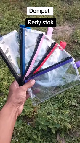 dompet Redy bahan tebal dan jahitan rapi harga bisa untuk di jual lagi #dompetwanita #dompetmurah #promomakangajian #dompetmika 