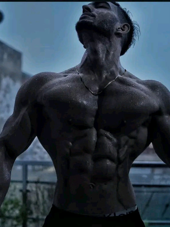 اقدم اليك افضل تمارين لزيادة العضلات  #gymmotivation #كمال_الأجسام #بايسبس #تمارين_الذراع #فتنس #عضلات #تمرين_اليوم 