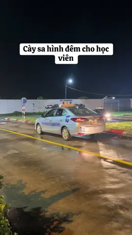 Sa hình đêm phia 😅 #xetaplai #sahinh #sáthachlaixe #caodangbachkhoa 