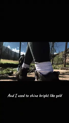 My peace 🏔️  I think I’m going to start going live especially when I’m outdoors or eating 😆 #serenity #mountains #Hiking #colorado  #music #sambarber #indigo #travel #befree #moonchild 🌙✨#LIVEIncentiveProgram #LIVEStory #PaidPartnership 