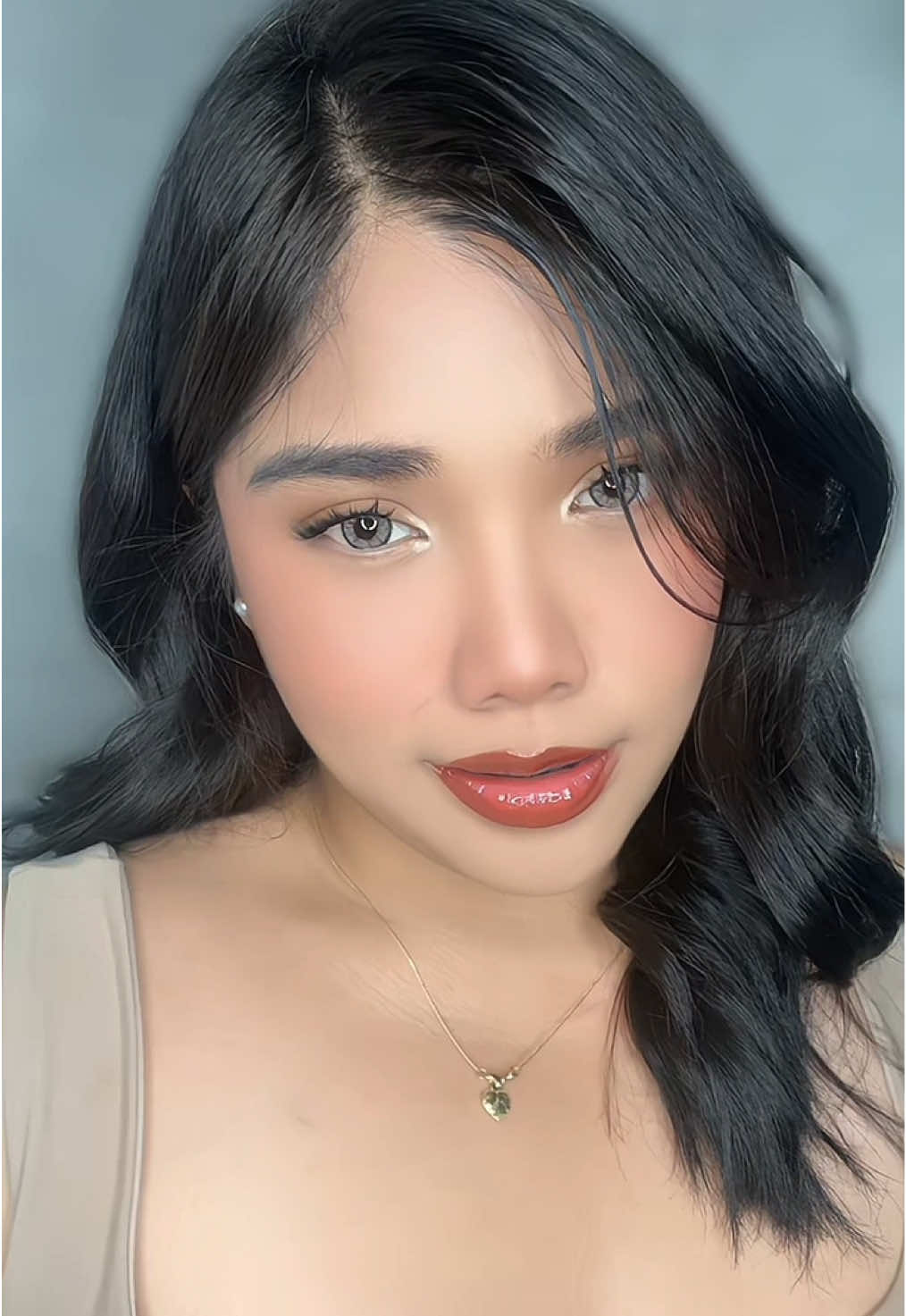 toasty make up look using local products only 🤎  #fyp #BeautyTok #beauty #girlthings #toastymakeup #makeuptransition #makeitvirаl