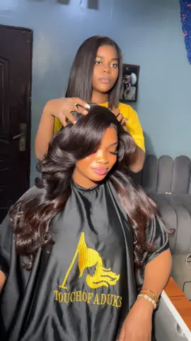 Frontal reconstruction 🔥 Training 🔔  Send a Dm sign up for the last physical training of the year coming up in august  📍ikeja Lagos . #fyp #fypp #fy #fashion #trend #hair #hairtraining #class #registernow #ikejalagos #ikejahairstylist #lagoshairstylist 