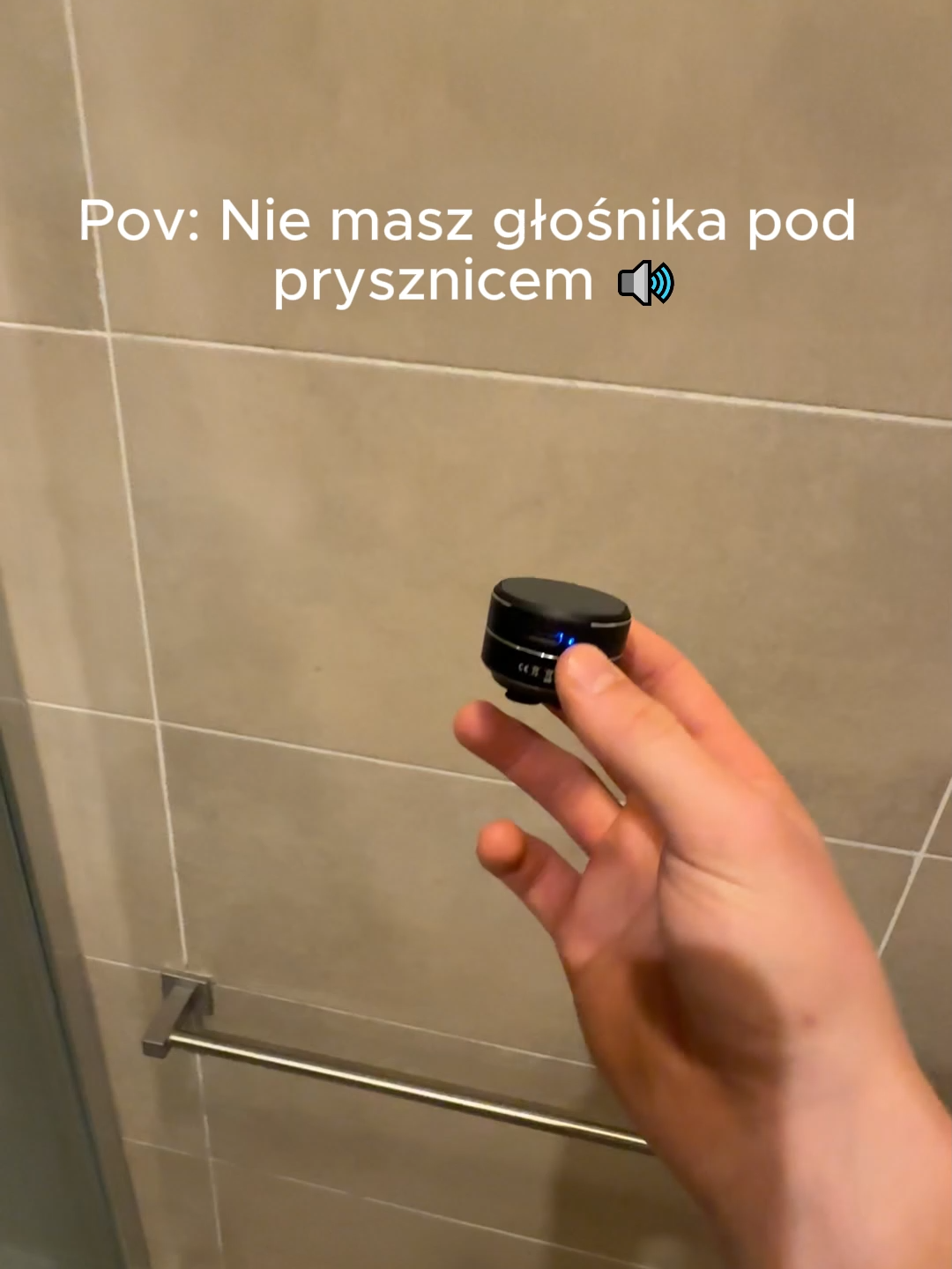 🚿 Masz prysznic. Nie masz głośnika. Czas to zmienić.  #tiktokmademebuyit  #musthave  #gadzetroku  #miniSpeaker #opener #malik #malikmontana