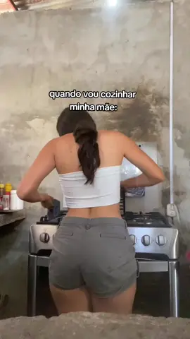 é sempre assim veyr 🤣 . . . #reels #cozinha #faxina #linda