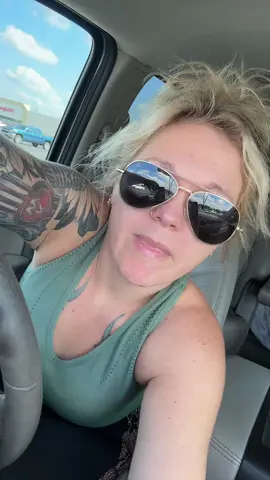 Ya’ll got a mamma like mine or nah? #moms #mom #MomsofTikTok 