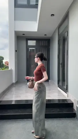 Đơn giản nhưng vẫn đủ Sang là đâyy nè🤪🤪 #xuhuongtiktok #jeansuong #outfitideas #viral #jeans 