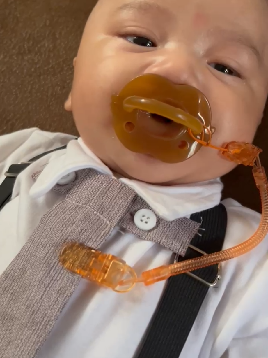 MaasyaAllah, boboho ibuuu🖤 #empeng #empengbayi #viral #viral #dotbayi 