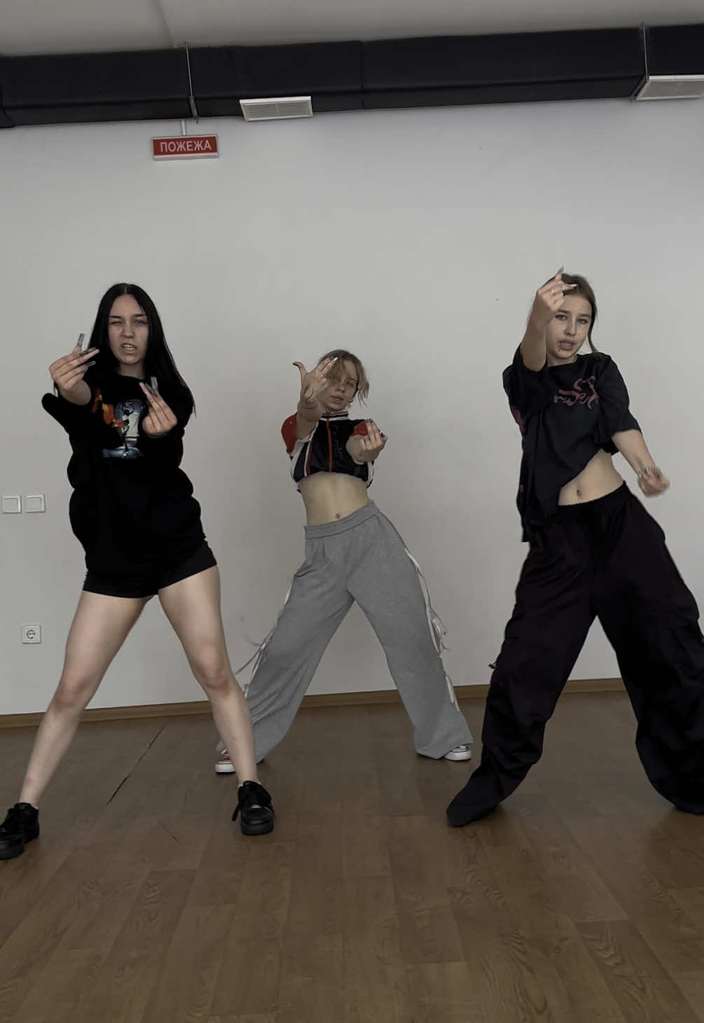 @aespa official  #aespa #에스파 #kpop #kpopdance #coverdance #dirtyworkaespa #dancechallenge @reeqweq @Mari @yulq 