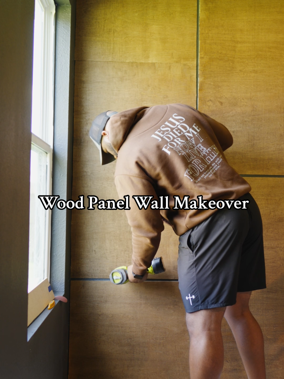This wood wall tested me.. but we're making progress 🙌🏽🍂 #woodpanelingwalls #woodaccentwall #wallmakeover 