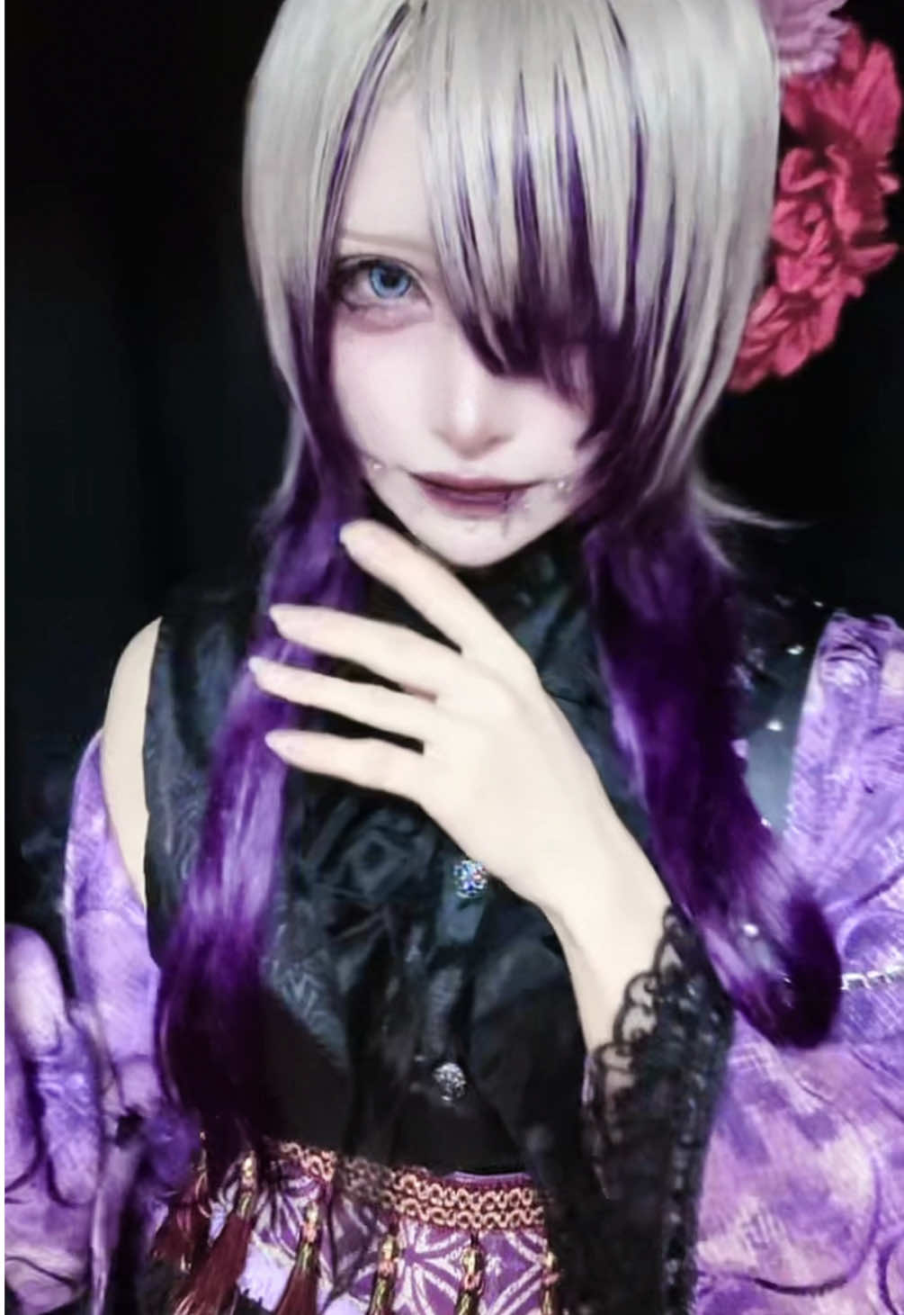 美しく〇にたいね  @紫月レンゲ🐺 