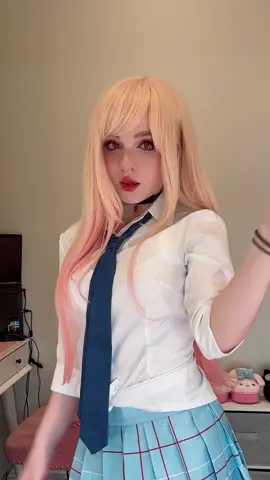 I just got a giant freaking pimple my whole week is ruined😔 #marinkitagawacosplay #marincosplay #marinkitagawa #mydressupdarlingcosplay #mydressupdarling 