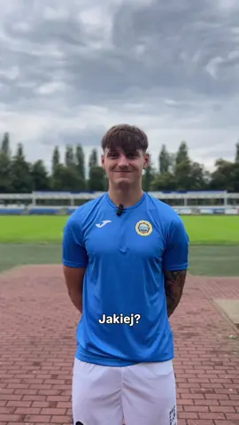 Damian Śliwa odpowiedział nam na kilka pytań 🙂‍↕️. Na dłuższy materiał zapraszamy na nasz kanał na YouTube! #hutnikkrakow #kshutnikkrakow #kraków #2liga #pilkanozna #dc 